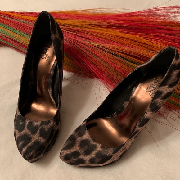 Leopard Print Carlos Heels - Picture 1 of 3
